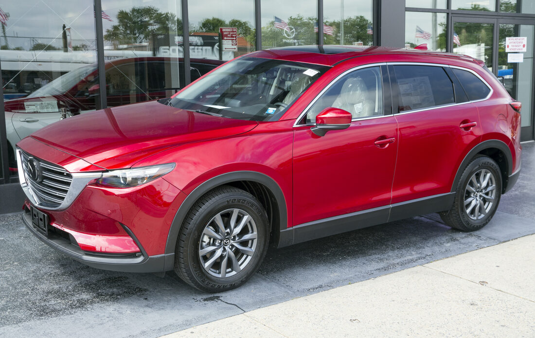 Red Mazda CX-9 (TC), front three-quarter